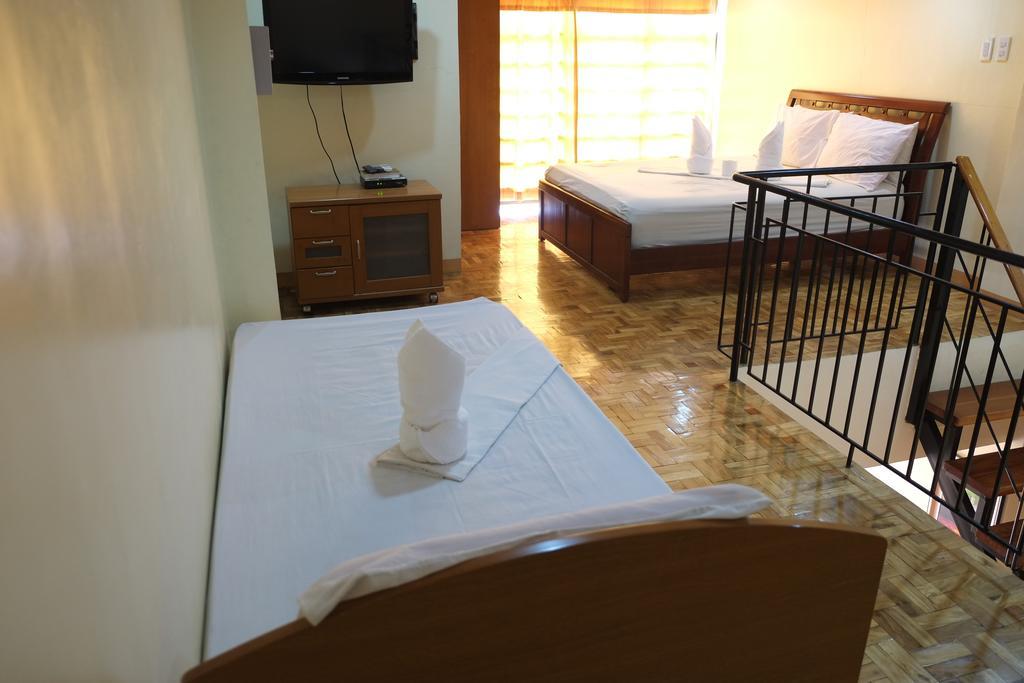 Southpole Pension House Cebu Room photo